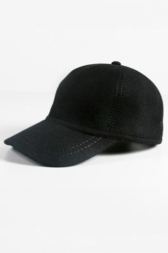 Black baseball cap