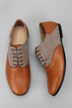 Mens tan shoe